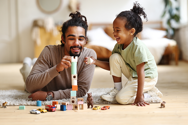 enfant - feng shui - bien-être - famille heureuse - bonheur